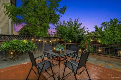 2121 Perkins Way, Sacramento, CA 95818 - Photo 44