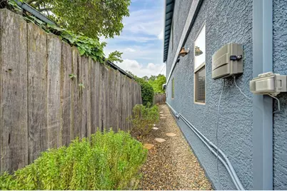 2121 Perkins Way, Sacramento, CA 95818 - Photo 42