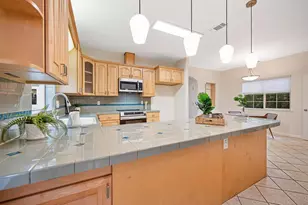 2121 Perkins Way, Sacramento, CA 95818 - Photo 14