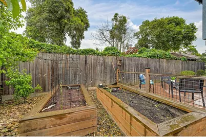 2121 Perkins Way, Sacramento, CA 95818 - Photo 46
