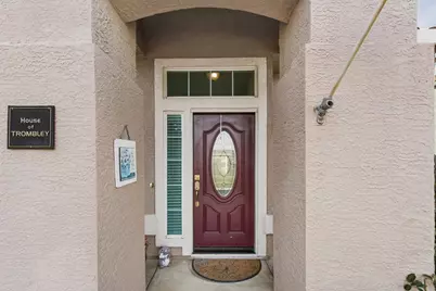 8450 Alameda Park Drive, Elk Grove, CA 95624 - Photo 4