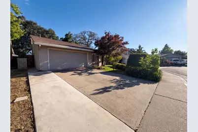 9648 Elmira Circle, Sacramento, CA 95827 - Photo 18