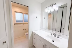 9648 Elmira Cir, Sacramento, CA 95827 - Photo 10