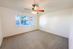 9648 Elmira Cir, Sacramento, CA 95827 - Photo 16