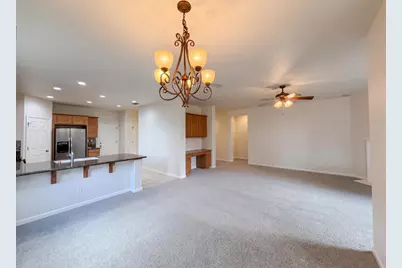 8532 Hawley Way, Elk Grove, CA 95624 - Photo 6