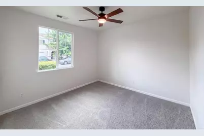 8532 Hawley Way, Elk Grove, CA 95624 - Photo 4