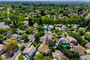 3241 Autumn Chase Cir, Stockton, CA 95219 - Photo 58