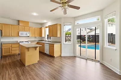 805 Atwell Circle, Woodland, CA 95776 - Photo 6