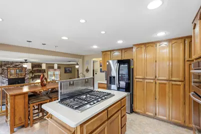 8904 Royal Gate Way, Elk Grove, CA 95624 - Photo 18