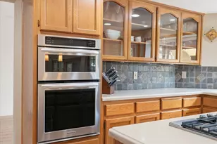 8904 Royal Gate Way, Elk Grove, CA 95624 - Photo 28