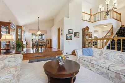 8904 Royal Gate Way, Elk Grove, CA 95624 - Photo 8