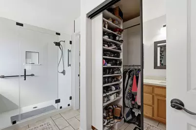 8904 Royal Gate Way, Elk Grove, CA 95624 - Photo 36