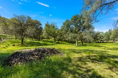 14800 McElroy Road, Auburn, CA 95602 - Photo 2