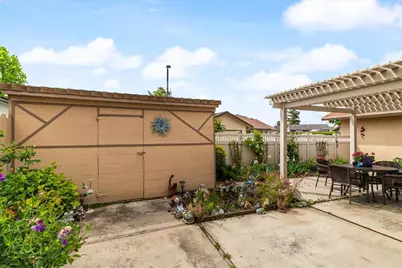 2136 Candy Cane Walk, Manteca, CA 95336 - Photo 38