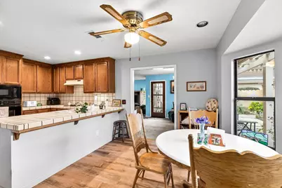 2136 Candy Cane Walk, Manteca, CA 95336 - Photo 18