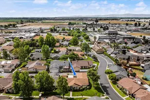2136 Candy Cane Walk, Manteca, CA 95336 - Photo 48