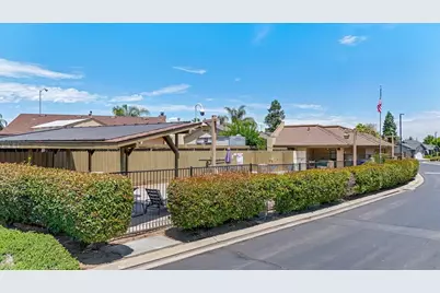 2136 Candy Cane Walk, Manteca, CA 95336 - Photo 52