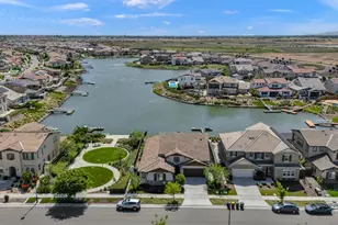 17562 Graceada Ln, Lathrop, CA 95330 - Photo 42