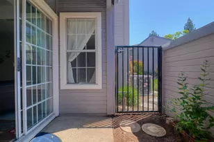4055 Alex Ln, Carmichael, CA 95608 - Photo 22