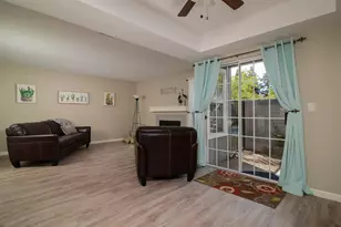 4055 Alex Ln, Carmichael, CA 95608 - Photo 2