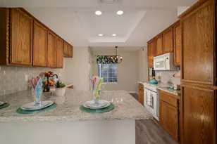 4055 Alex Ln, Carmichael, CA 95608 - Photo 4