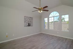 4055 Alex Ln, Carmichael, CA 95608 - Photo 16