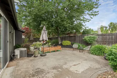 2615 Magnolia Court, Lodi, CA 95242 - Photo 34