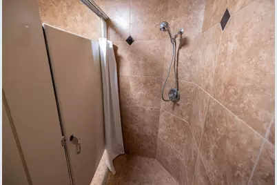 2416 Sloat Way, Sacramento, CA 95818 - Photo 46