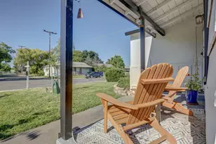1424 Kitchner Rd, Sacramento, CA 95822 - Photo 8