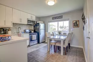 1424 Kitchner Rd, Sacramento, CA 95822 - Photo 10