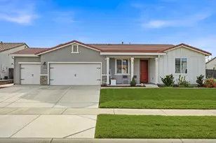 2079 Coffee Creek Way, Plumas Lake, CA 95961 - Photo 2