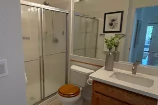 5931 Sternsburg Way, Sacramento, CA 95823 - Photo 12
