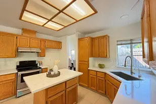 5931 Sternsburg Way, Sacramento, CA 95823 - Photo 8