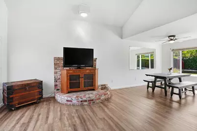 8932 Shady Vista Court, Elk Grove, CA 95624 - Photo 6