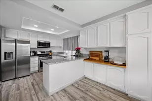 1221 Rudger Way, Sacramento, CA 95833 - Photo 22