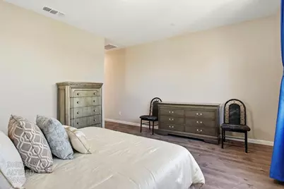 10032 Wagoner Way, Elk Grove, CA 95757 - Photo 20