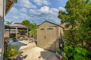 1451 Wood Mint Dr, Turlock, CA 95382 - Photo 34