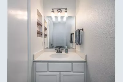 581 Lincoln Avenue #B, Modesto, CA 95354 - Photo 6