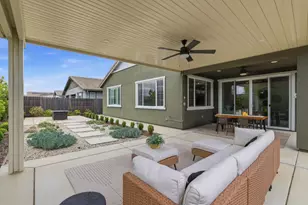979 Carson River Dr, Lincoln, CA 95648 - Photo 48