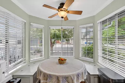 5609 Laguna Quail Way, Elk Grove, CA 95758 - Photo 10