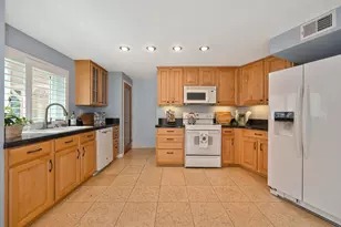 3092 Swallows Nest Dr, Sacramento, CA 95833 - Photo 14