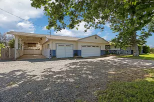 4592 W Woodbridge Rd, Lodi, CA 95242 - Photo 6