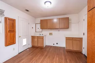 9320 Tilton Ln, Orangevale, CA 95662 - Photo 12