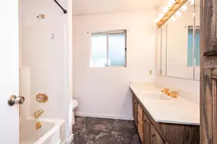 9320 Tilton Ln, Orangevale, CA 95662 - Photo 14