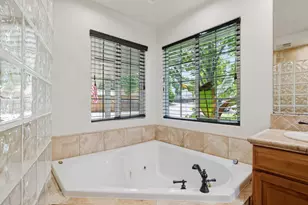 8735 Phoenix Ave, Fair Oaks, CA 95628 - Photo 44