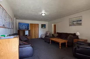 2233 6th St, Ceres, CA 95307 - Photo 8