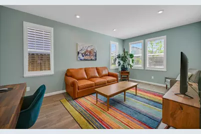 1056 Luna Drive, Roseville, CA 95747 - Photo 4