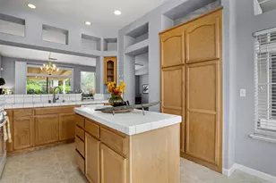 2425 Warm Springs Dr, Modesto, CA 95356 - Photo 10