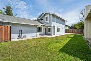 7041 Verdure Way, Elk Grove, CA 95758 - Photo 4