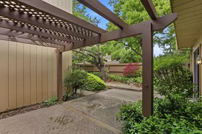 1235 Vanderbilt Way, Sacramento, CA 95825 - Photo 26